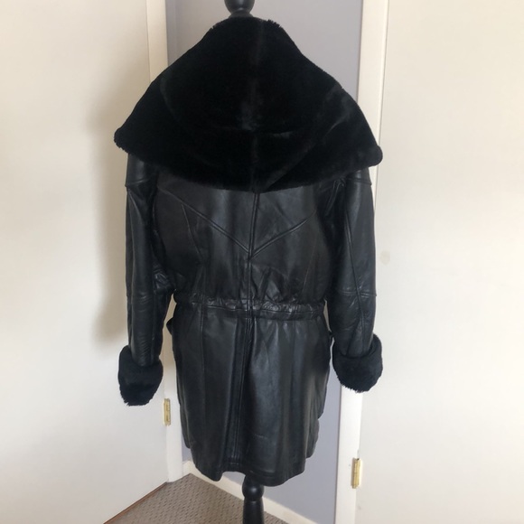 Miropa leather hooded coat - Picture 6 of 13